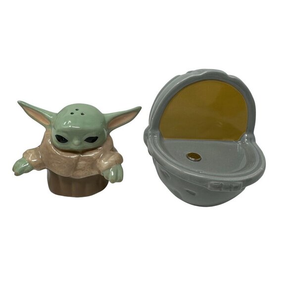 Star Wars Salt Pepper Set The Mandalorian The Child Baby Yoda Grogu Ceramic New - Picture 14 of 15